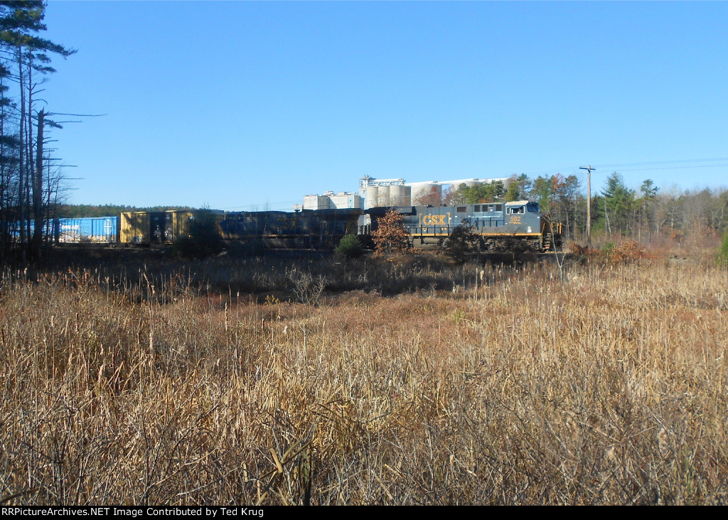 CSX 982 & 671